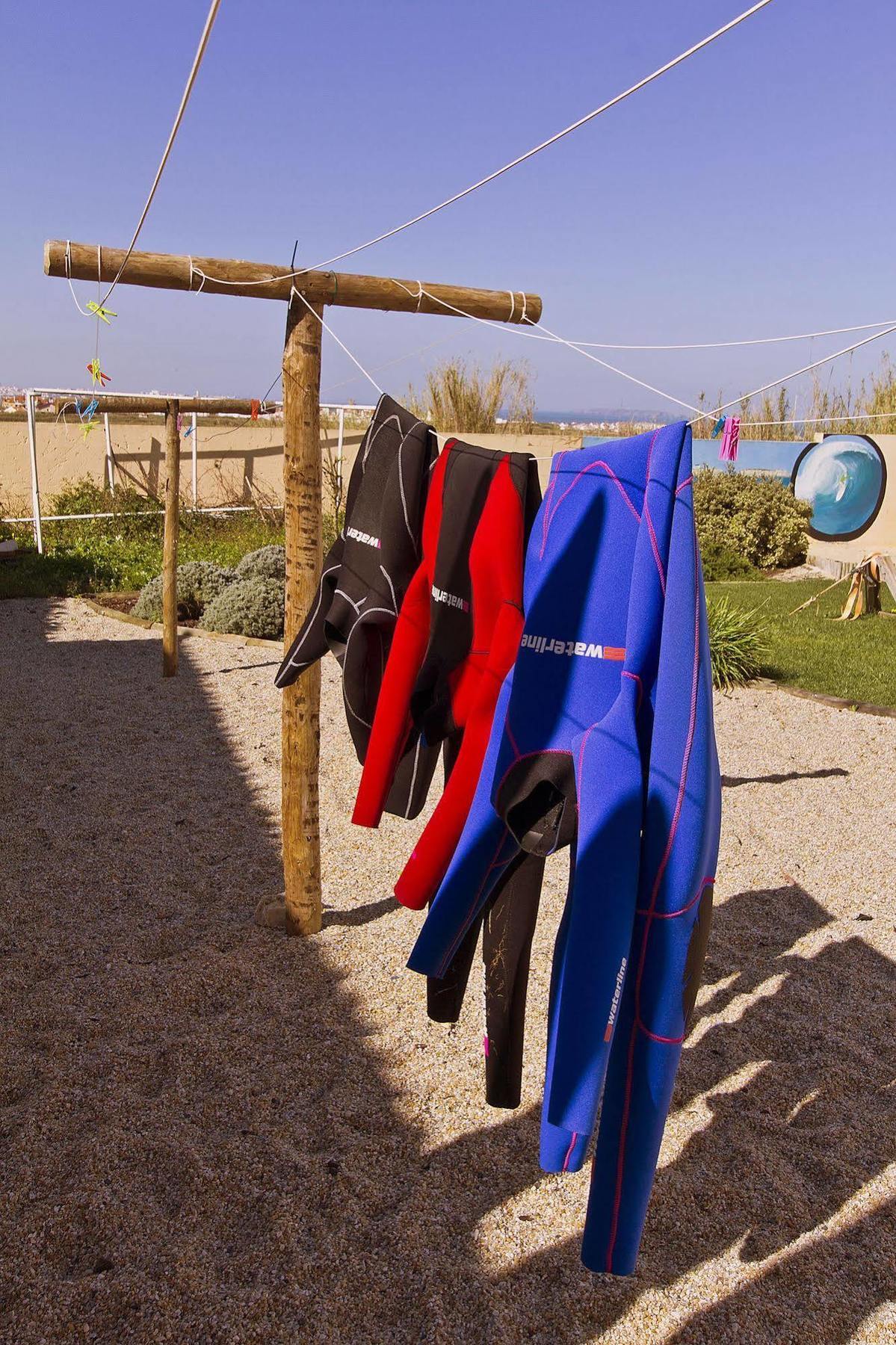 Albergue Tribo Da Praia - Almagreira Surf *