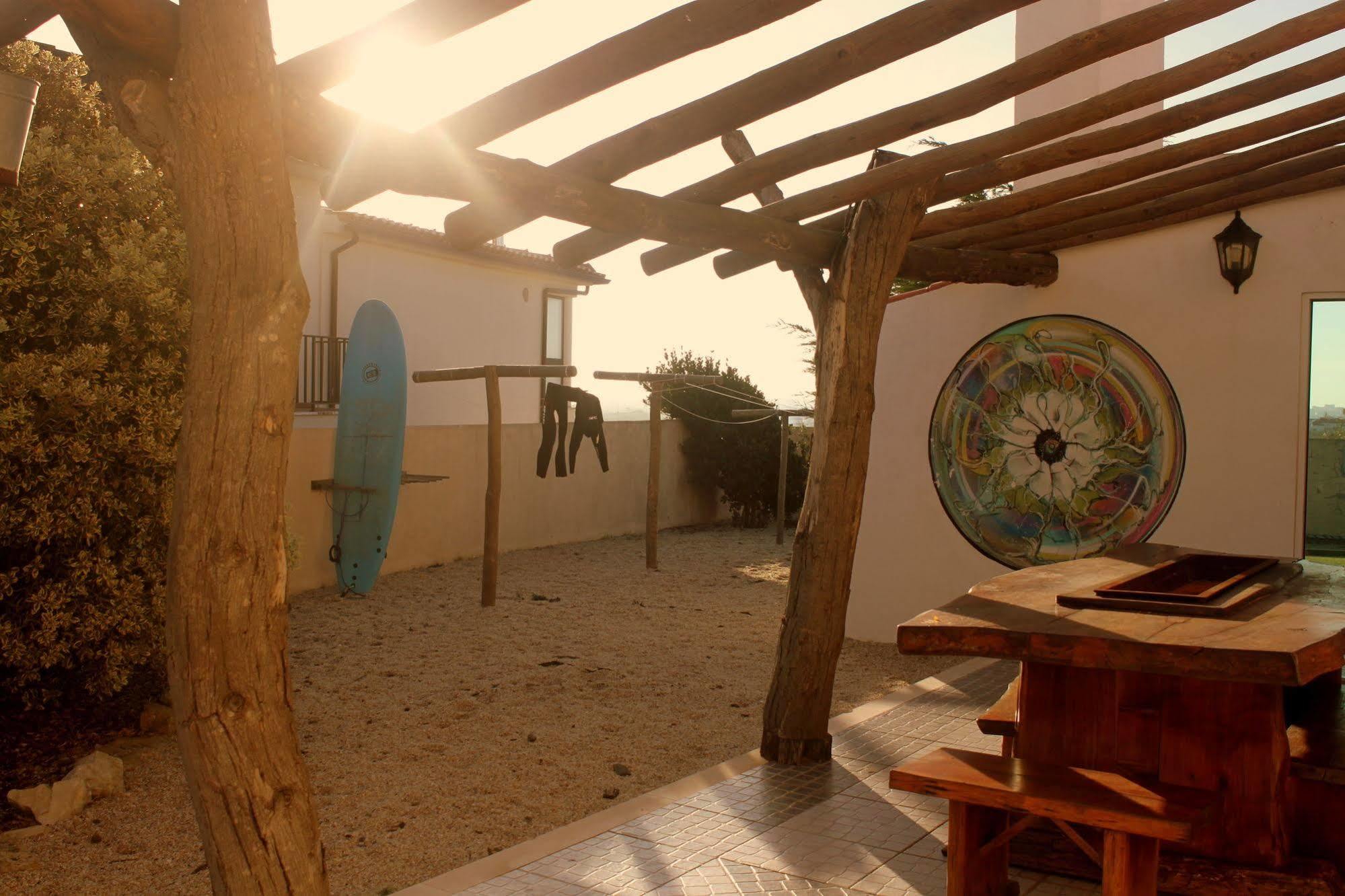 Tribo Da Praia - Almagreira Surf Peniche