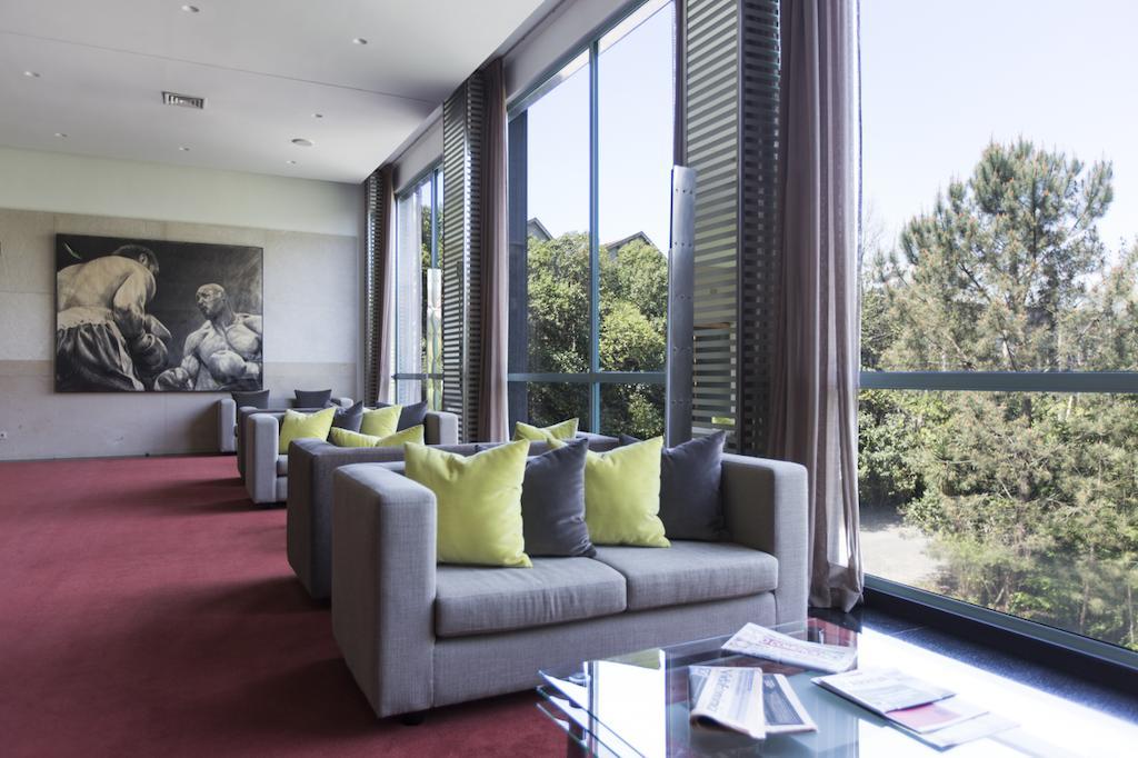 De Business & 4* Guimaraes