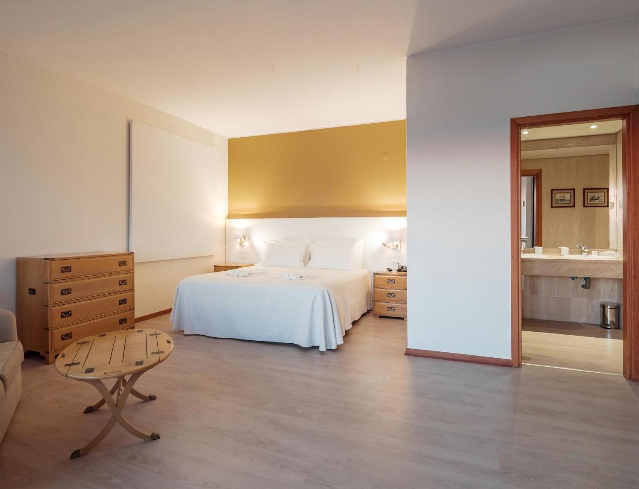 Dom Pedro Marina (adults Only) Hotel