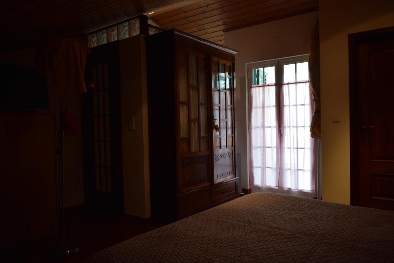 Casa Das Flores Holiday home *