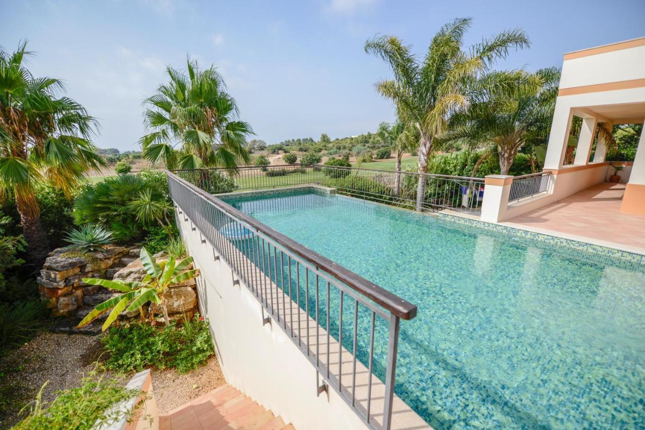 Ria Alvor Luxurious Golfview Villa