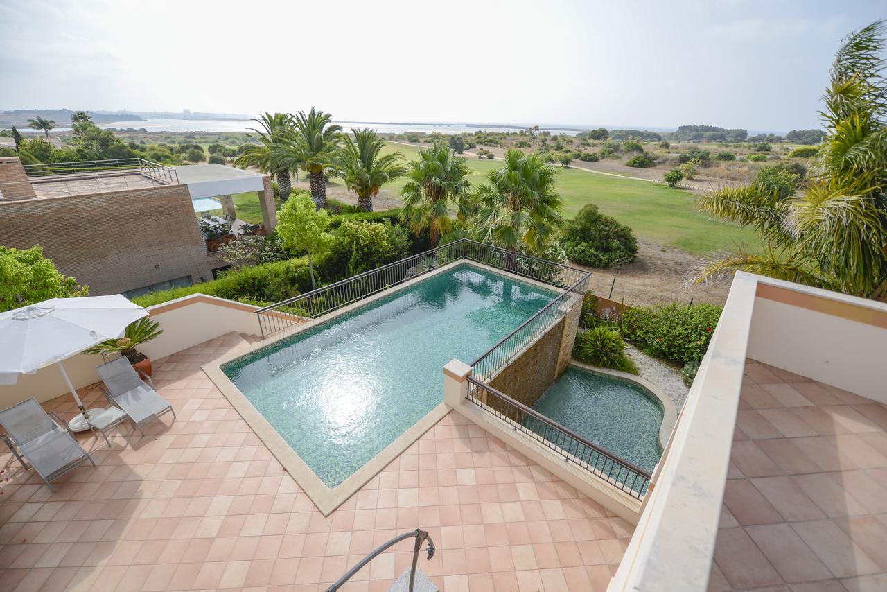 Ria Alvor Luxurious Golfview *