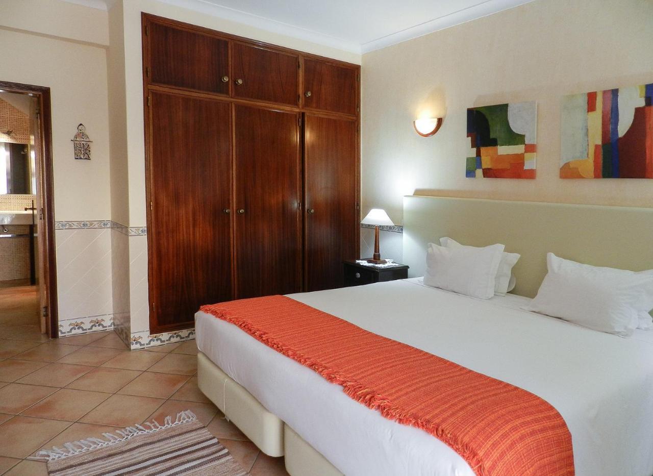 Residencia Julio Gasthuis *