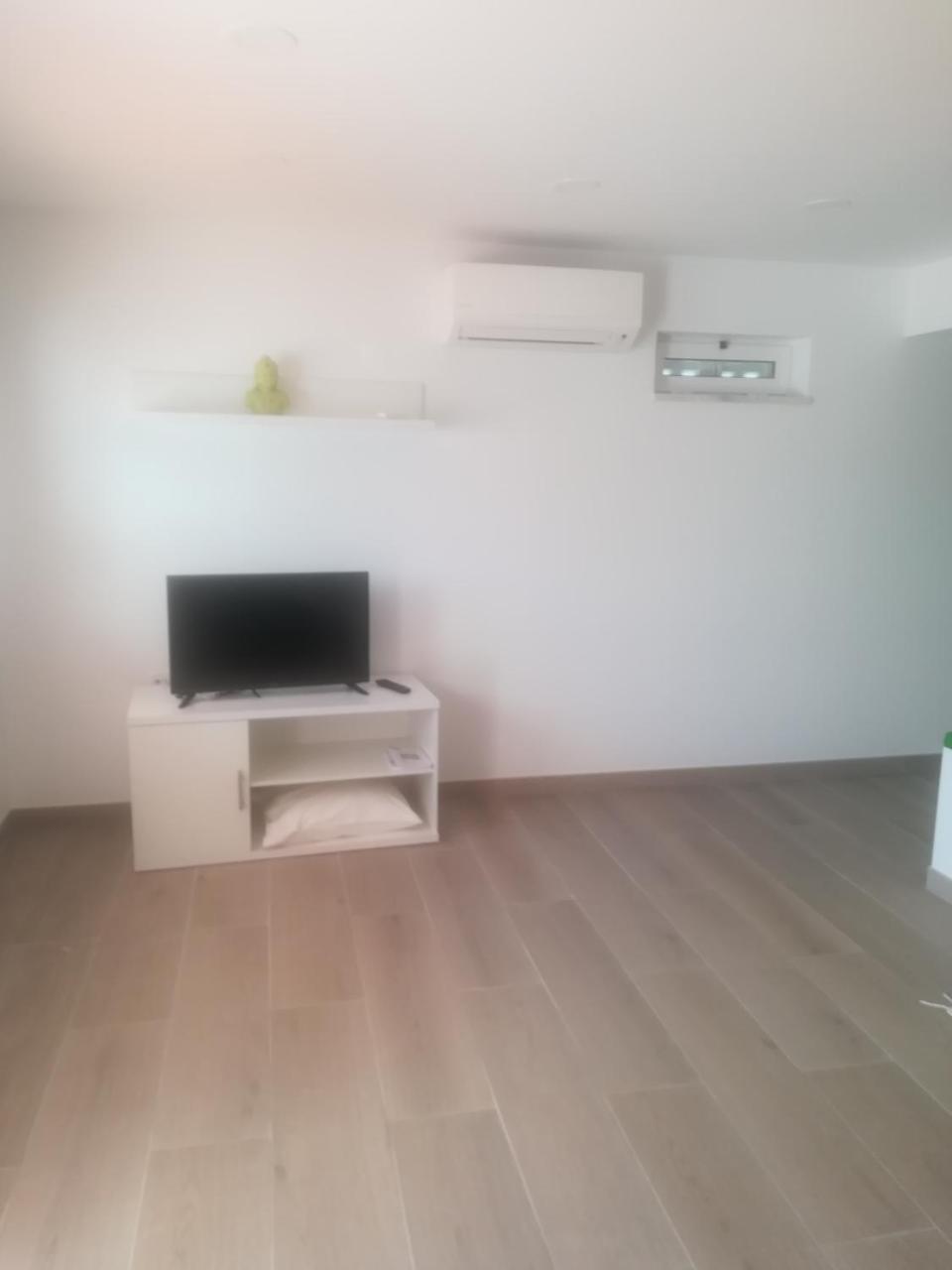 Studio With Pool Garden Apartamento