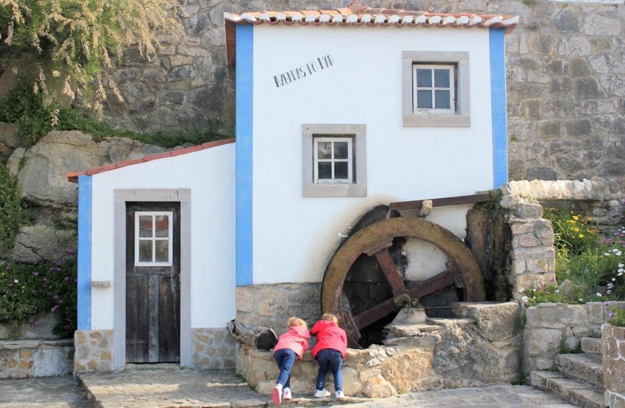 Azenhas Do Mar House