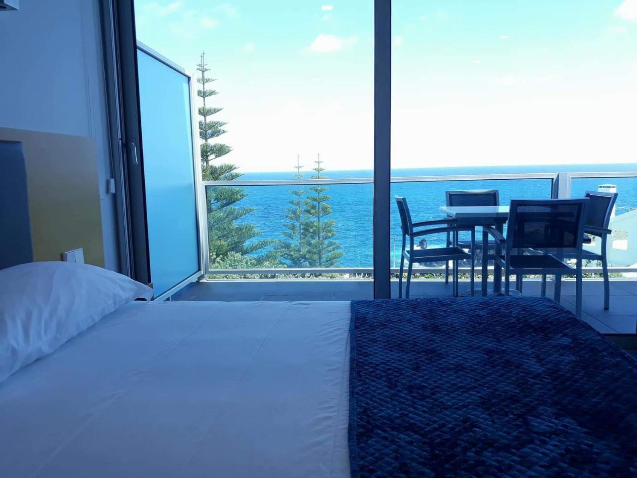 Aparthotel Whalesbay Capelas