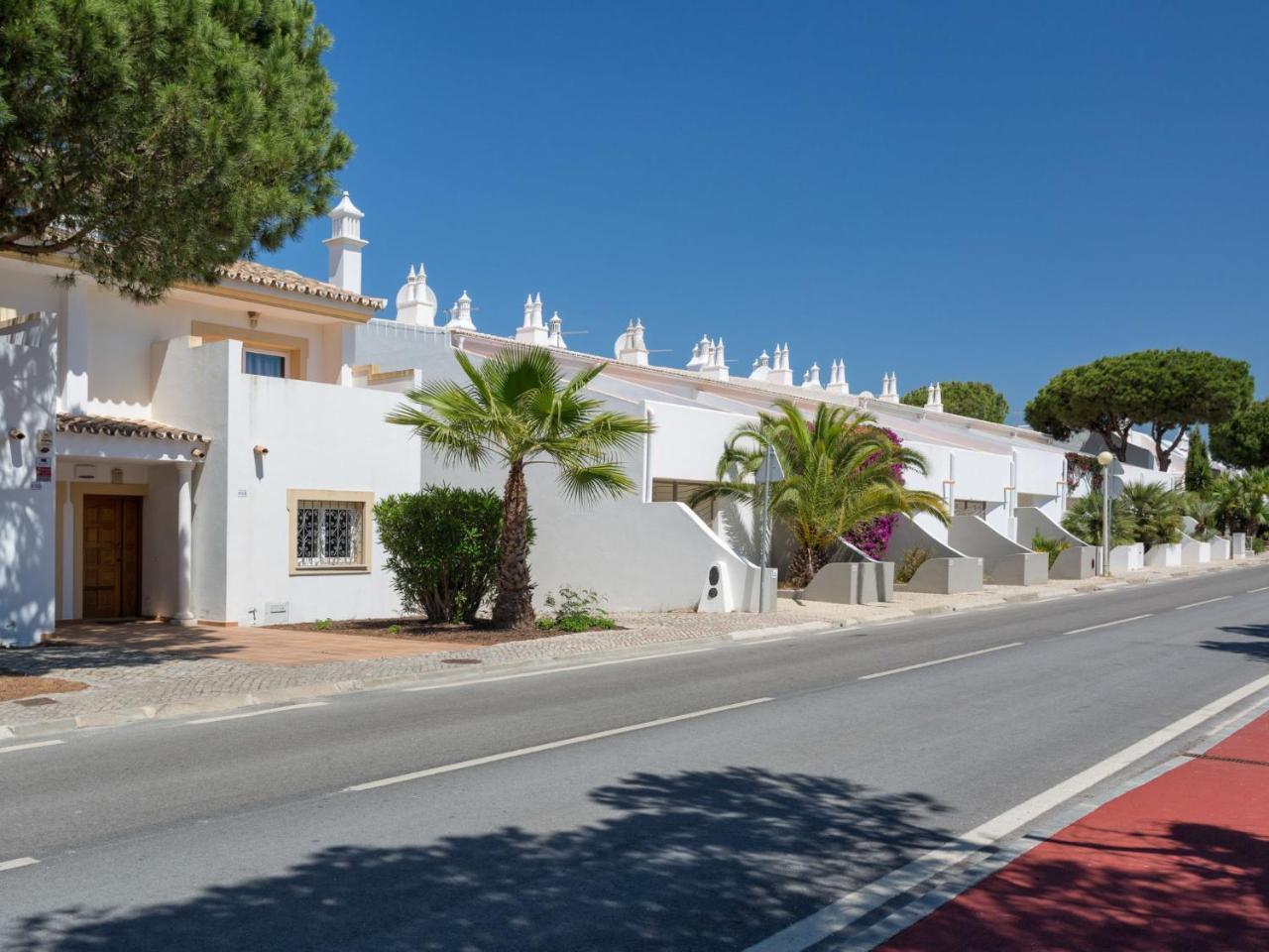 Holiday V2 Garrao 650m From The Beach By Interhome Holiday home *
