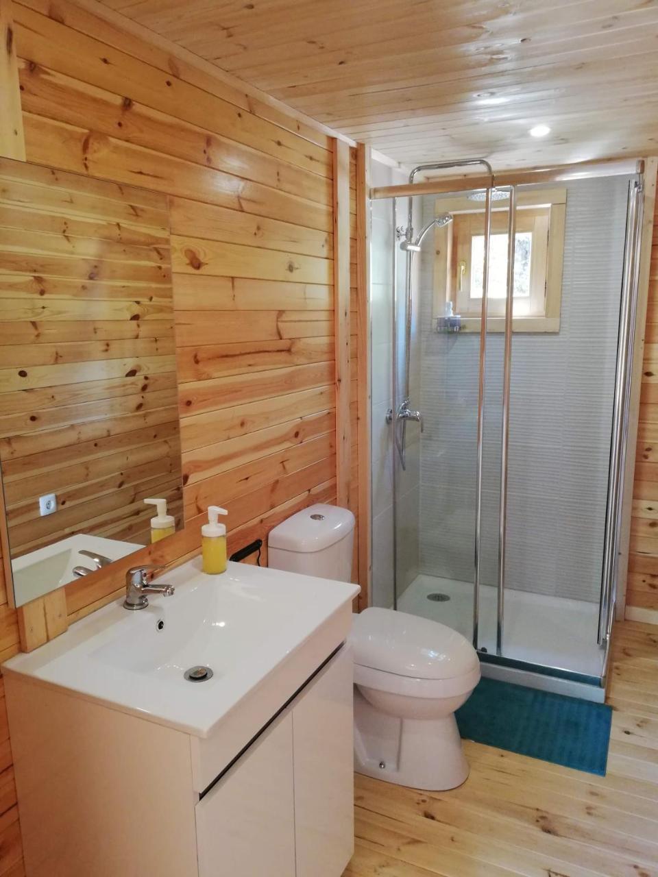 Lodge Vale Do Rossim Eco Gouveia (Guarda)