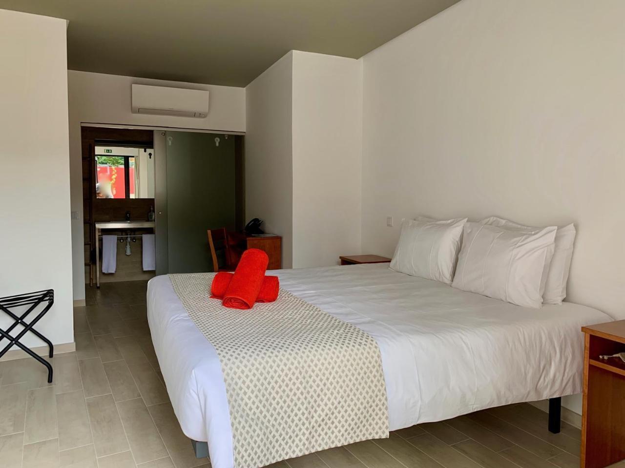 3 Caparica - Lisbon Gay 3*