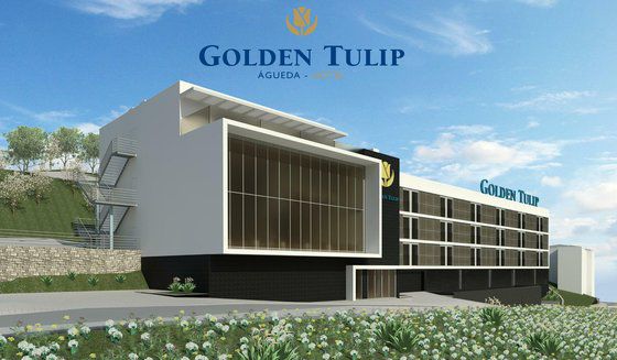 In Gold & Hotel