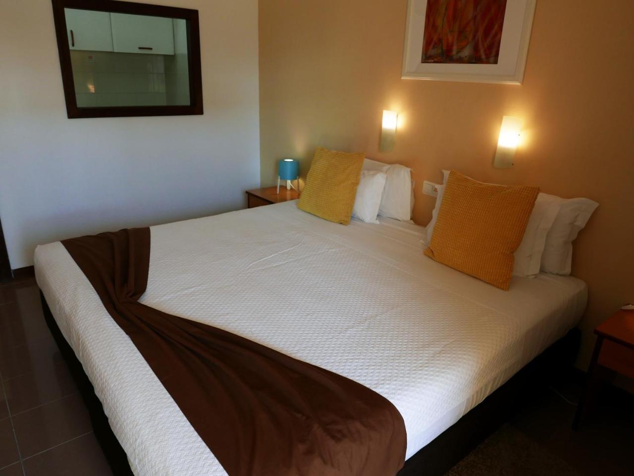 7 Aparthotel 3*