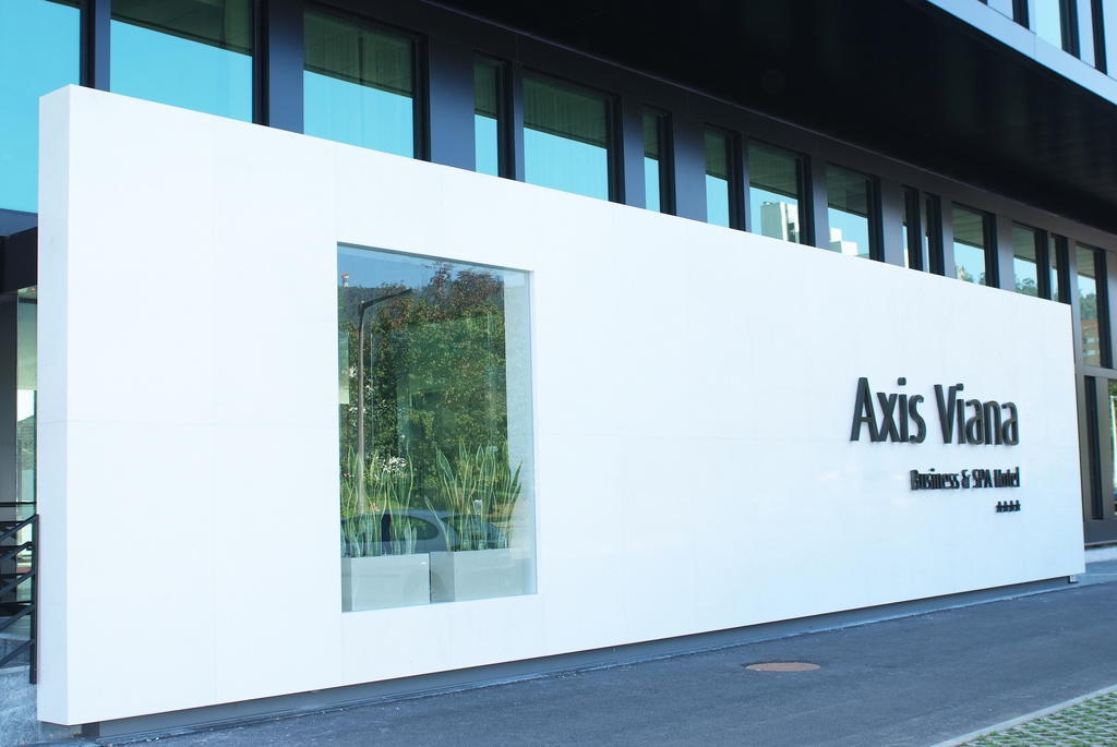 Axis Viana Business & Hotel 4*