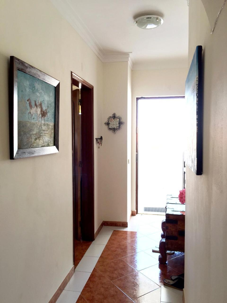 Rue Melvin Jones Apartamento