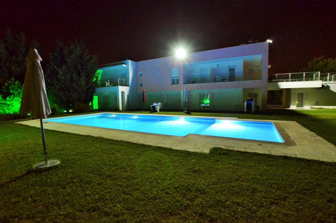 Hilltop Oasis Lisboa Hotel 4*