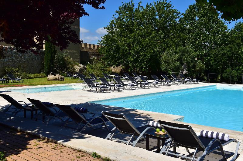 Castelo De 4*
