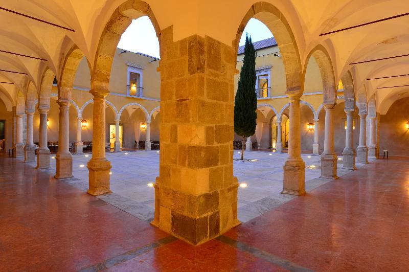 Convento De Hotel 5*
