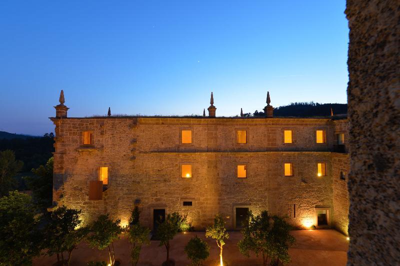 Hotel Mosteiro De Amares