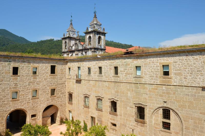 Mosteiro De 5* Amares