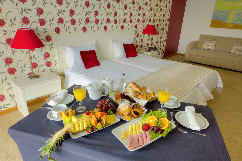 Cristal Vieira & Hotel 4*
