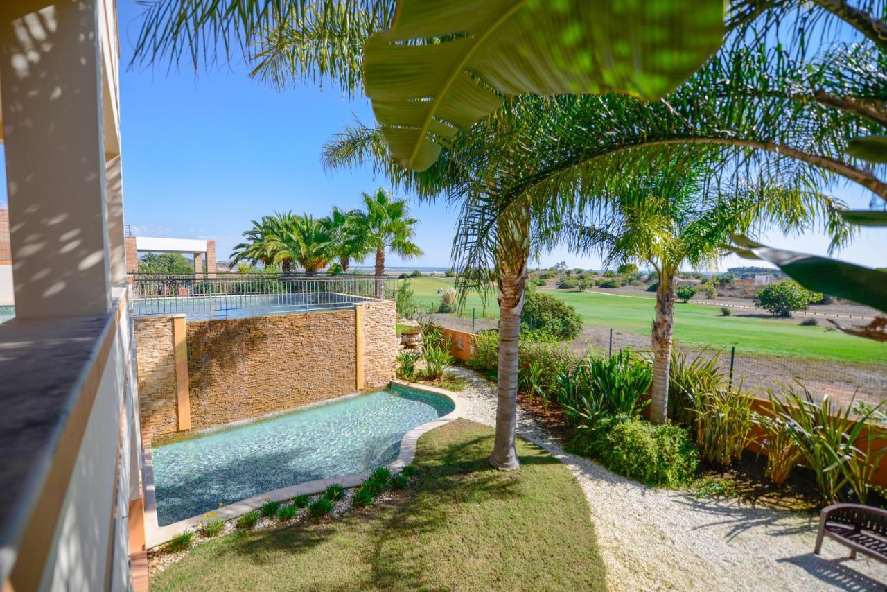 Ria Alvor Luxurious Golfview