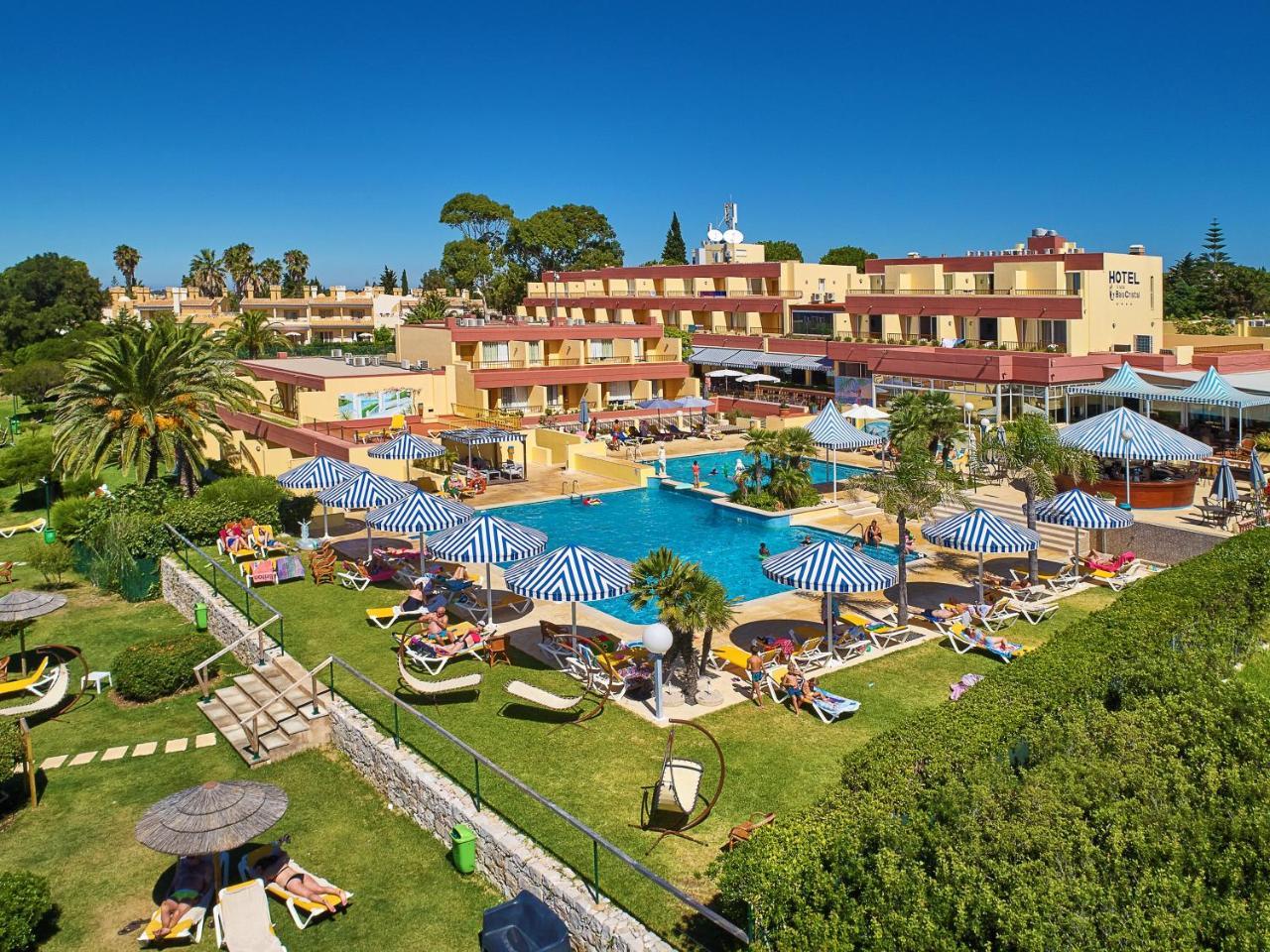 Hotel Baia Cristal &