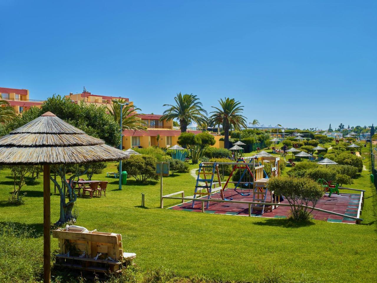 Baia Cristal & Hotel