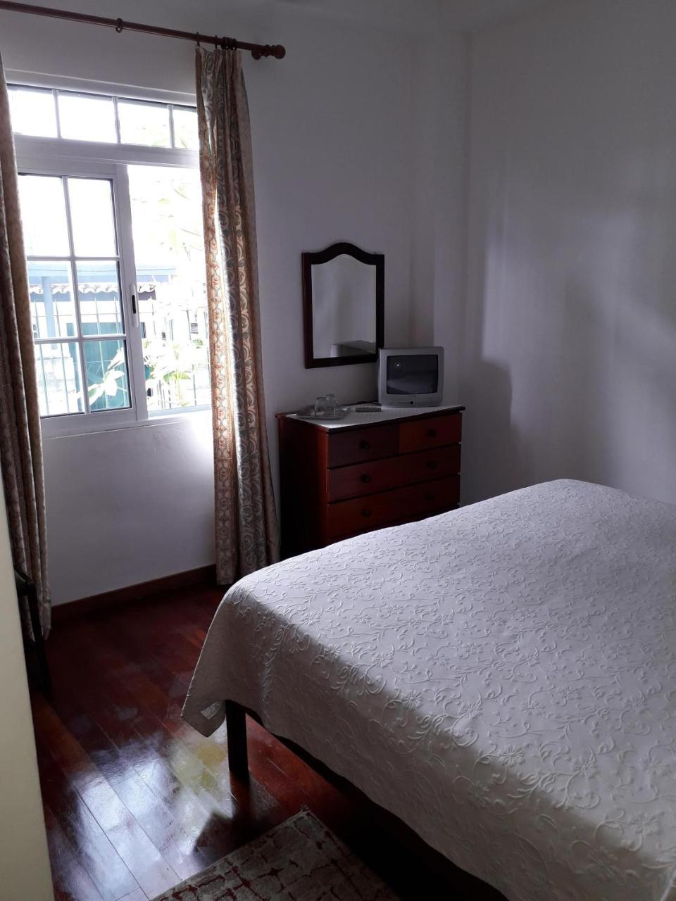 Guest house Pensao Residencial Mirasol 3*