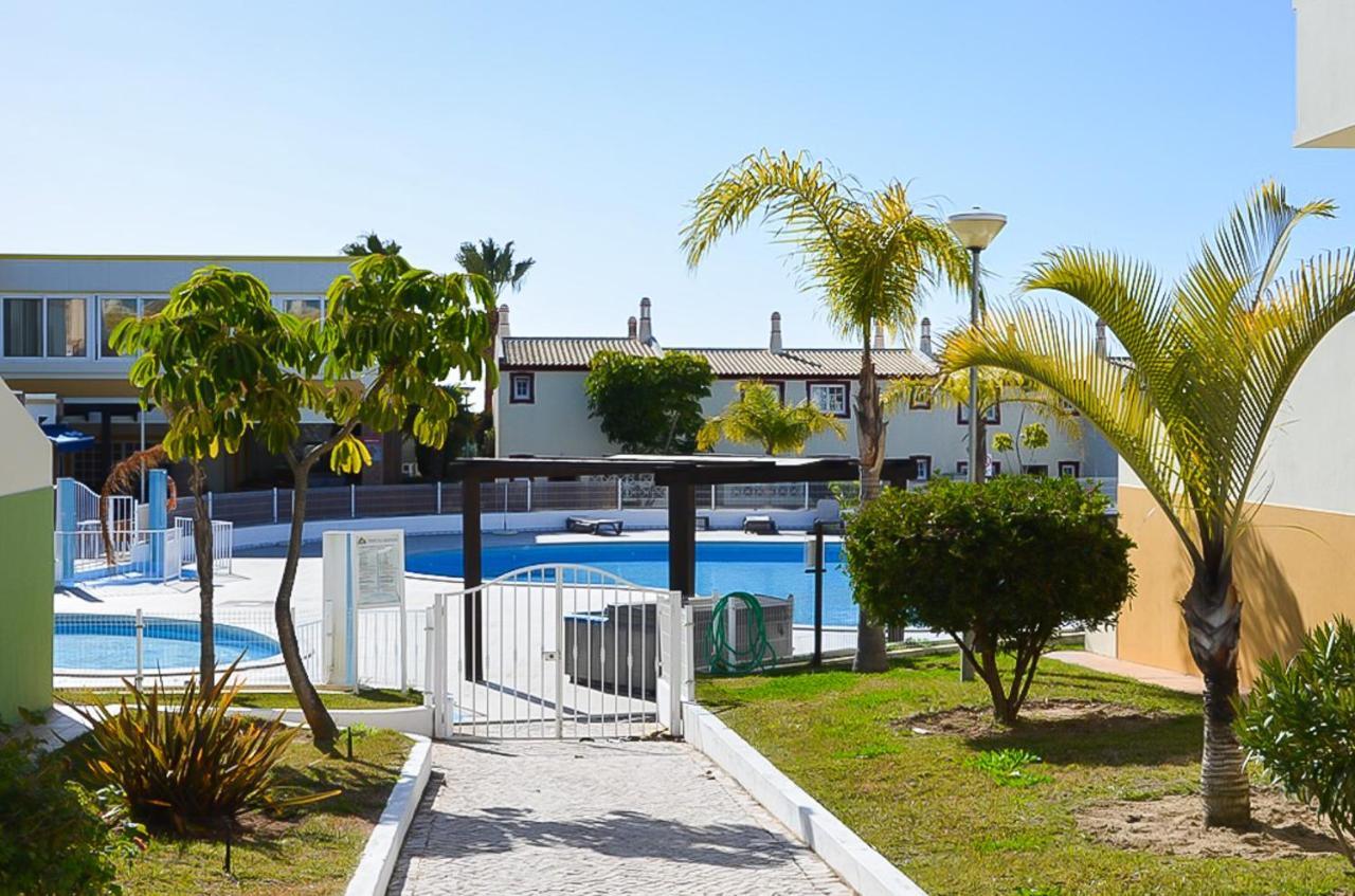 Sao Rafael Townhouse By Ocvillas *