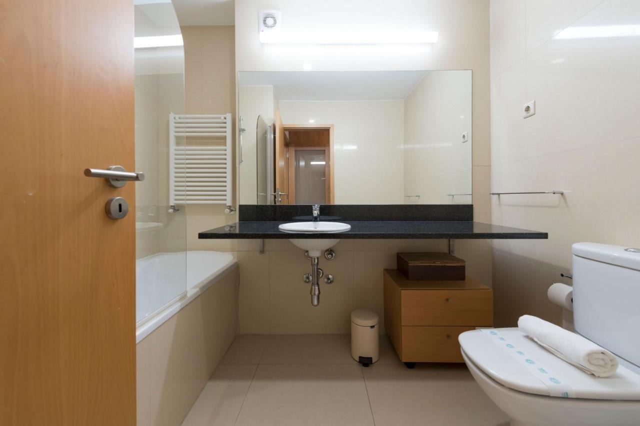 Lovelystay - Oporto Beach With 2 Free Parking Spots * Matosinhos (Porto)