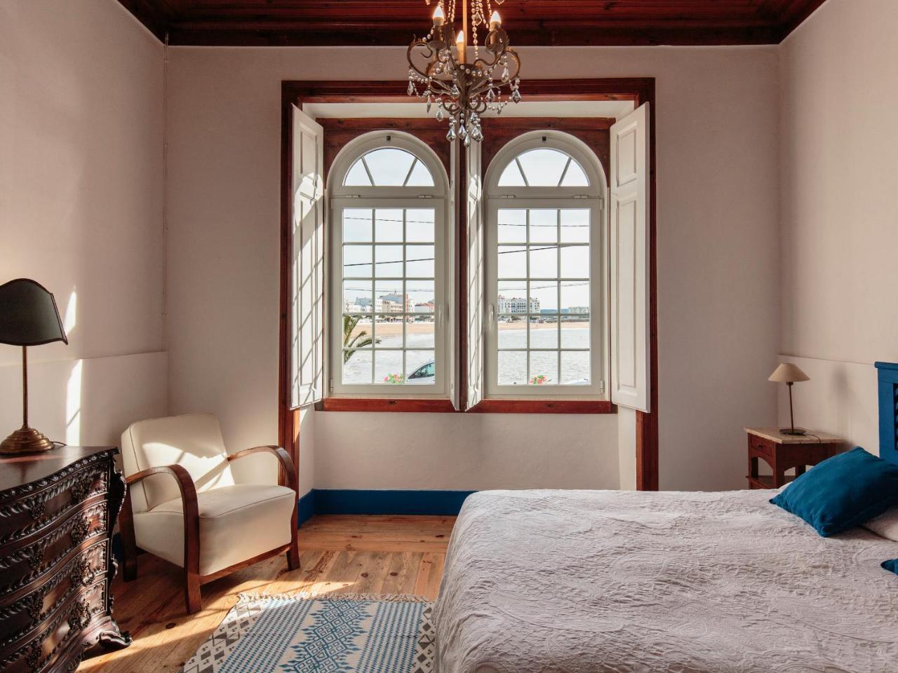 Casa Do Cais De Sao Martinho Do Porto Holiday home