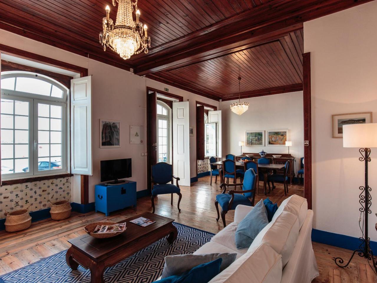 Casa Do Cais De Sao Martinho Do Porto Holiday home Alcobaca