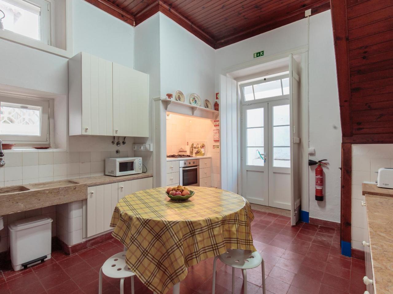 Casa Do Cais De Sao Martinho Do Porto Holiday home