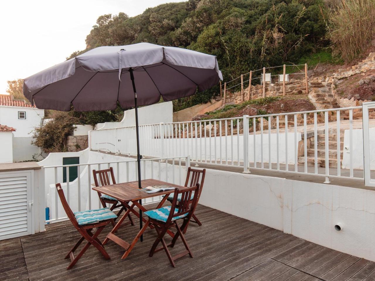 Casa Do Cais De Sao Martinho Do Porto Holiday home Alcobaca