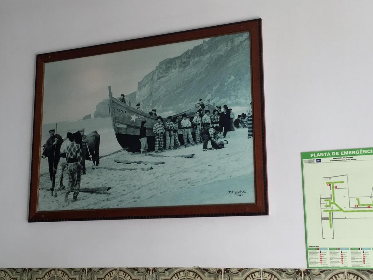 Acomodação com café da manhã  Residencia Salva-vidas Nazaré