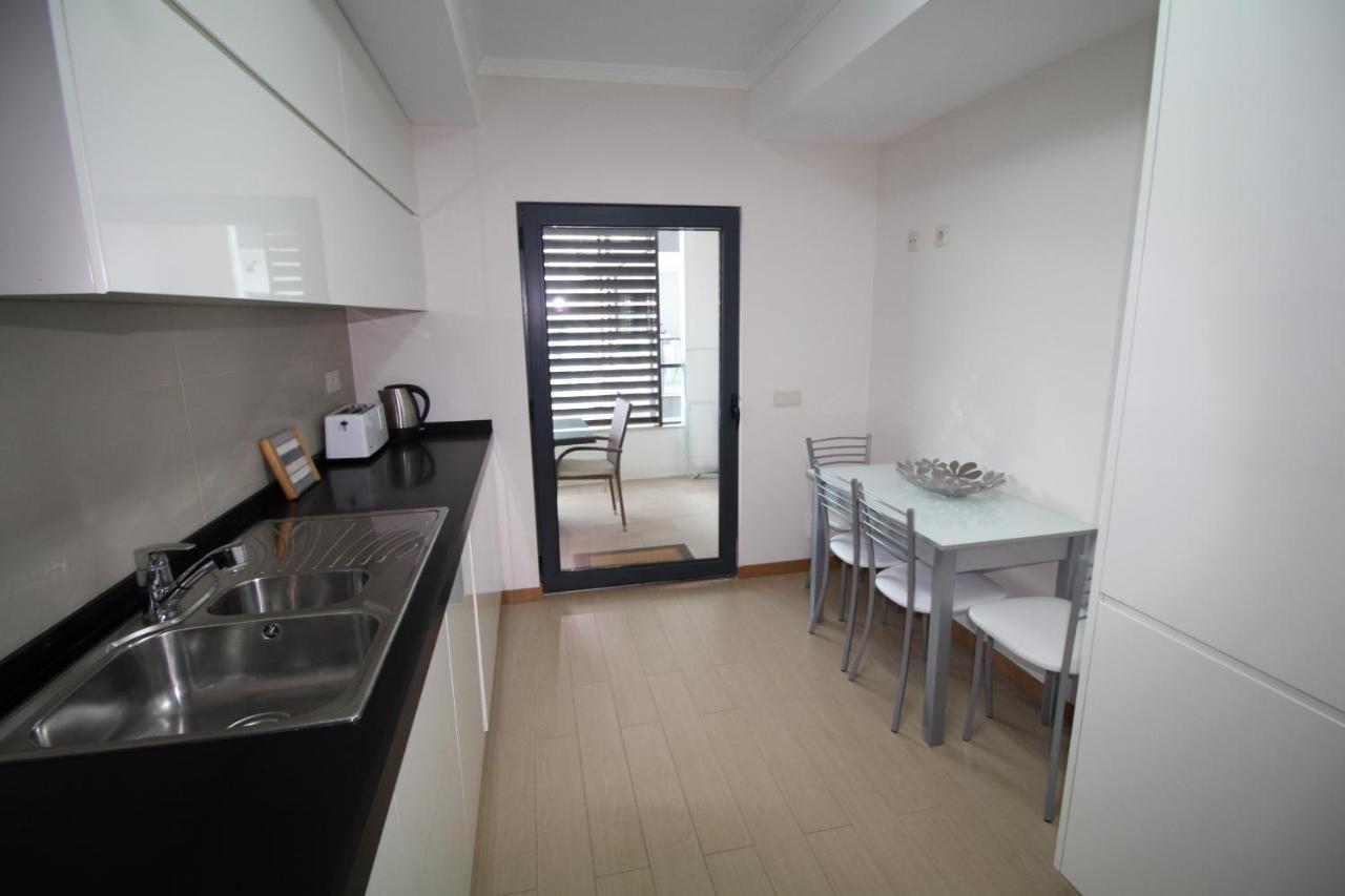 Apartment T1 Rocha Prime / 1ª Linha *