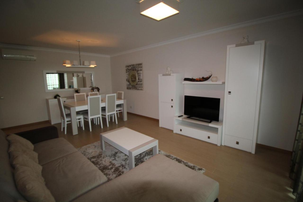 Apartment T1 Rocha Prime / 1ª Linha