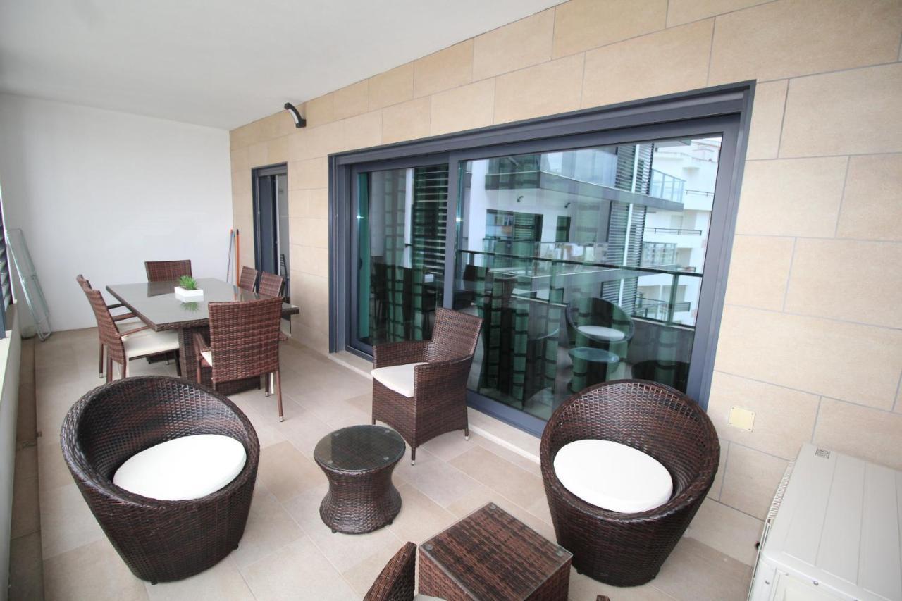 T1 Rocha Prime / 1ª Linha *