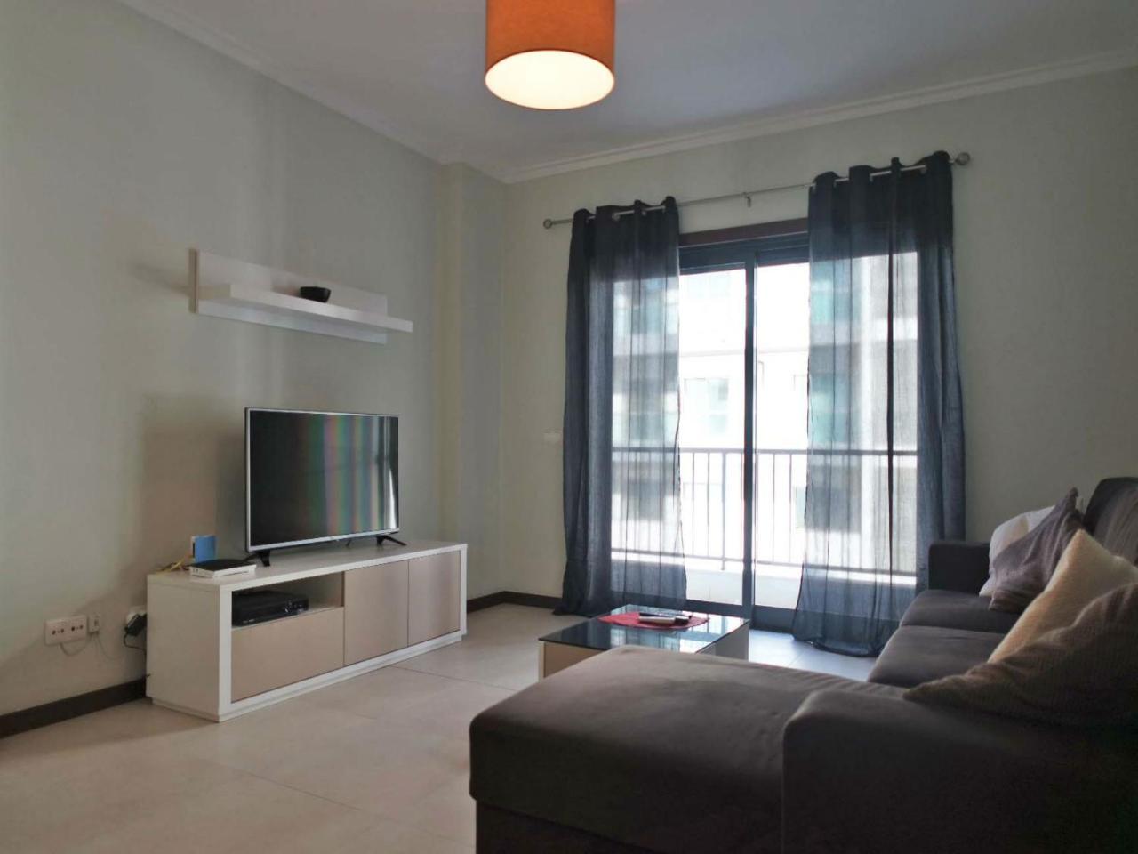 Apartment B03 - Luxury 2 Bed Marina *