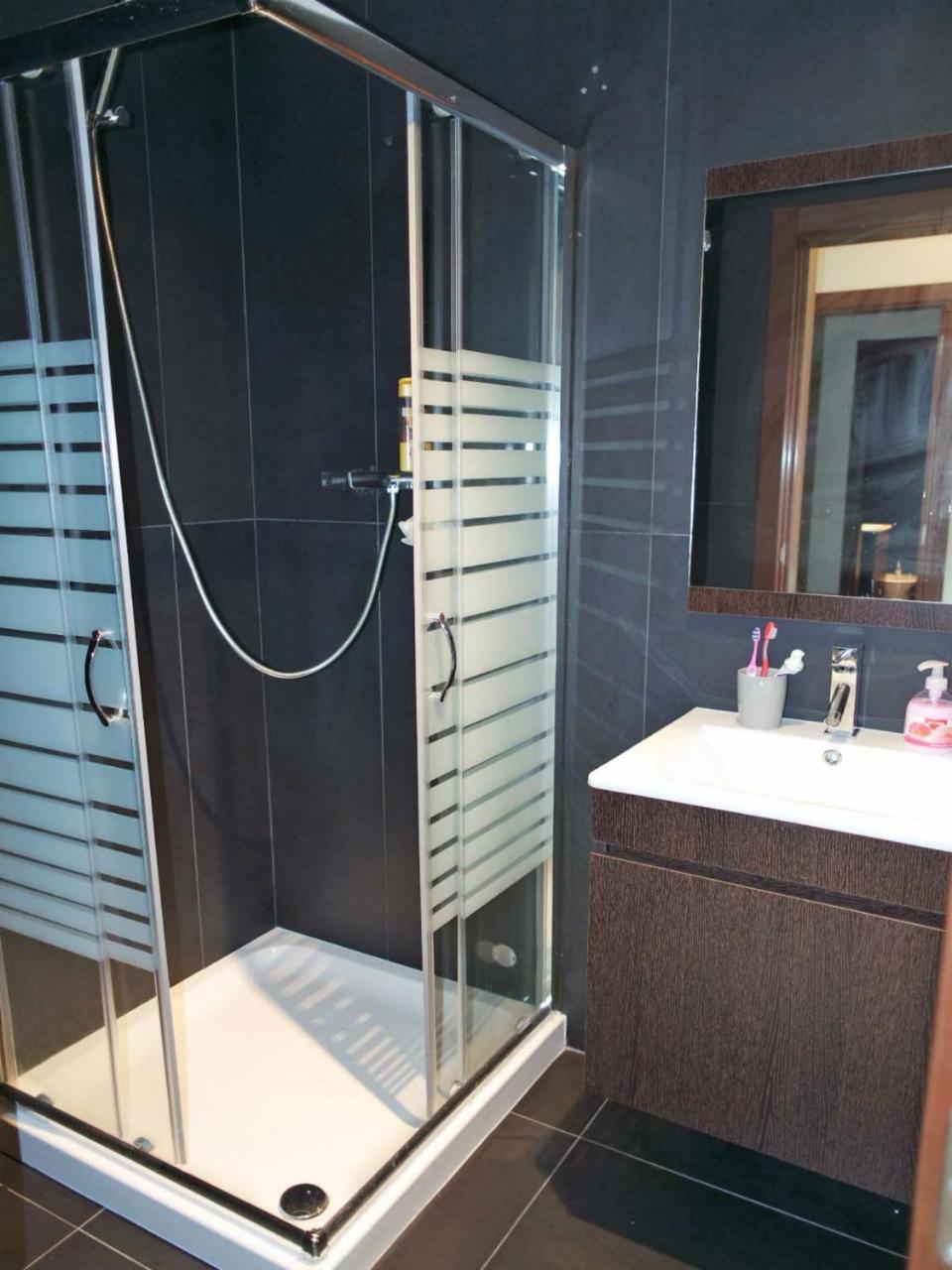 B03 - Luxury 2 Bed Marina * Lagos