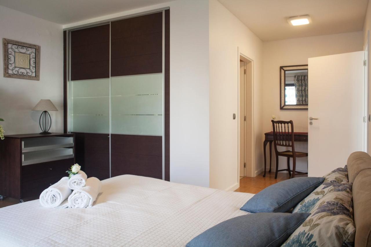 Two Bedroom With Balcony And Gorgeous View Over The Atlantic *