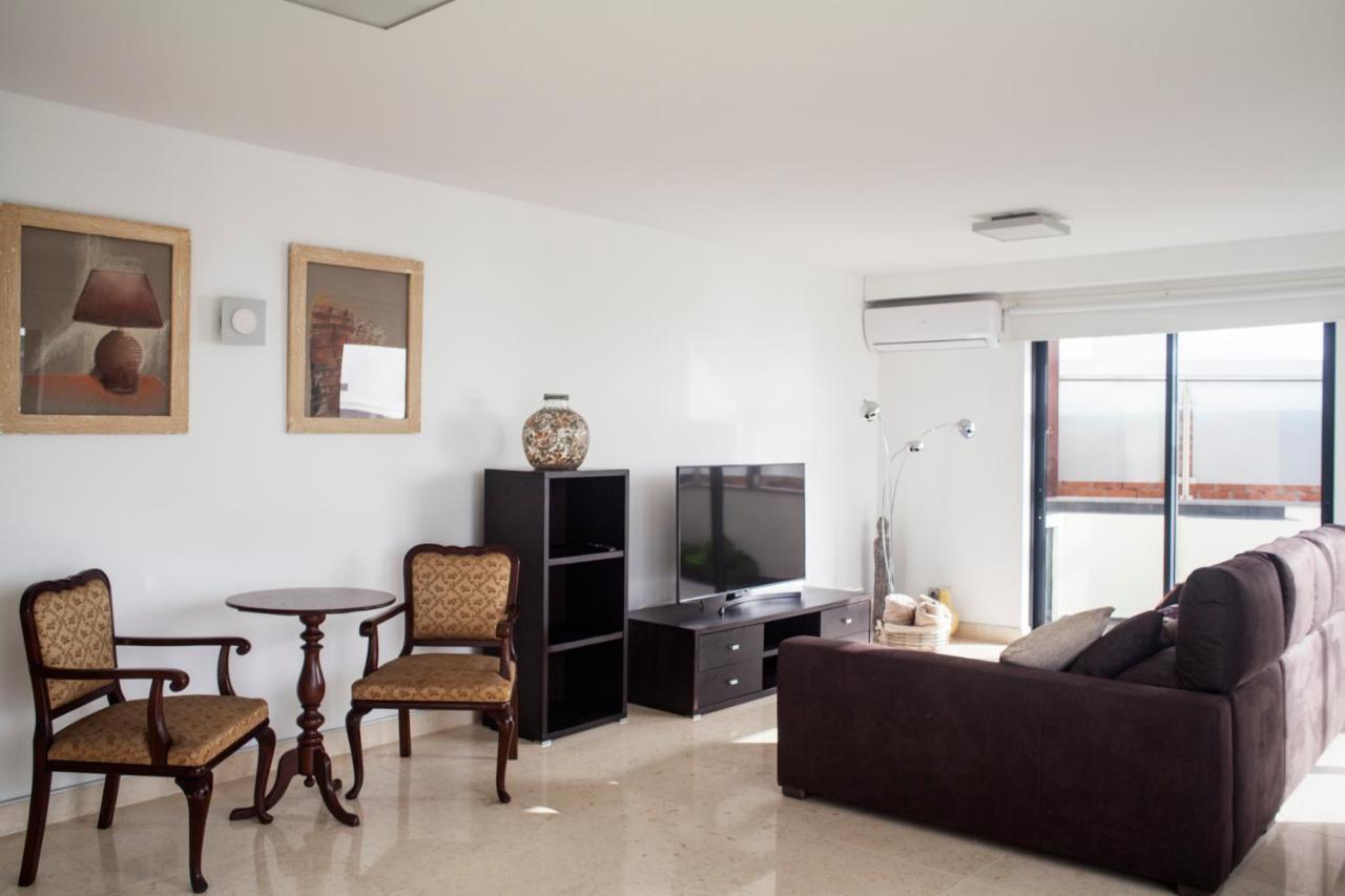 Two Bedroom With Balcony And Gorgeous View Over The Atlantic Apartment