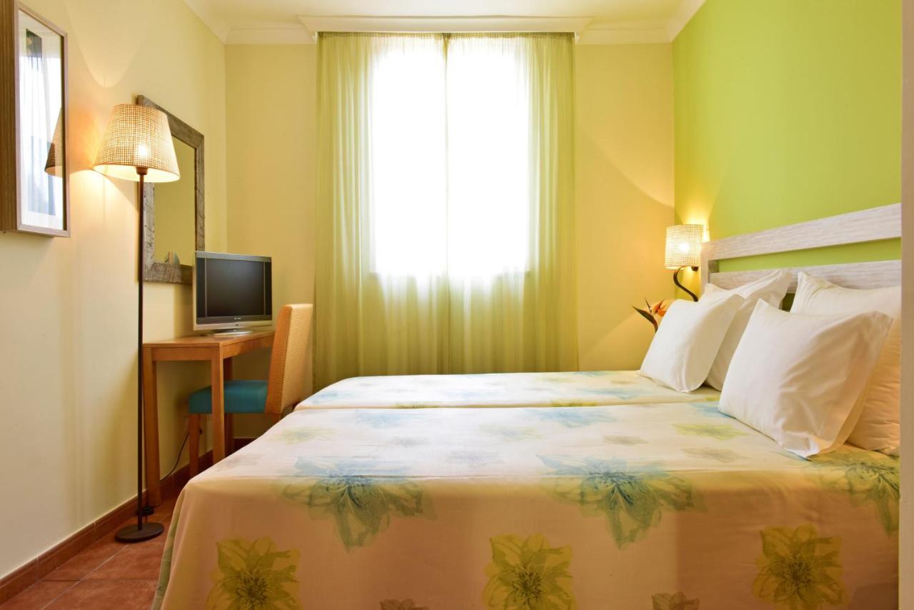Pestana Viking & 4*