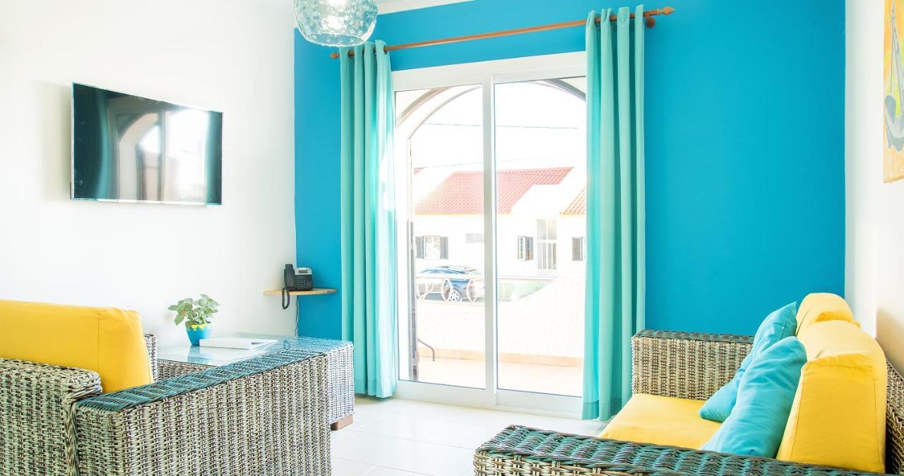 Tonel Turisticos Aparthotel