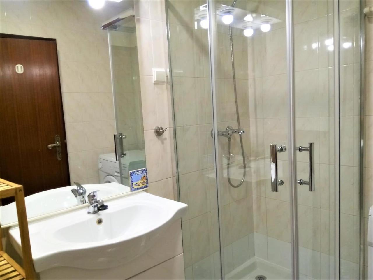 Apartment Sol Europa- Vista Mar, 150mt Praia, Wifi *