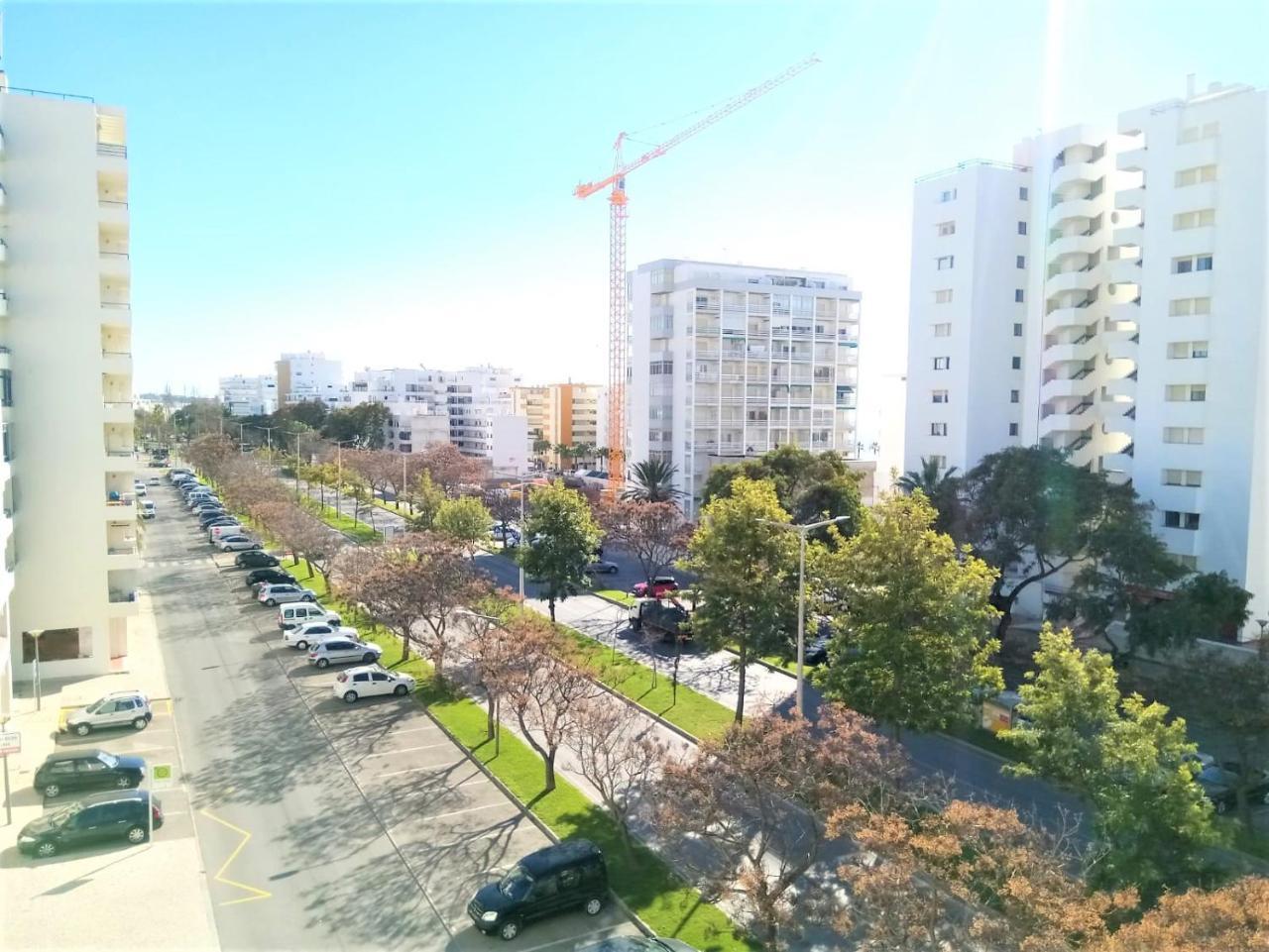 Apartment Sol Europa- Vista Mar, 150mt Praia, Wifi Quarteira