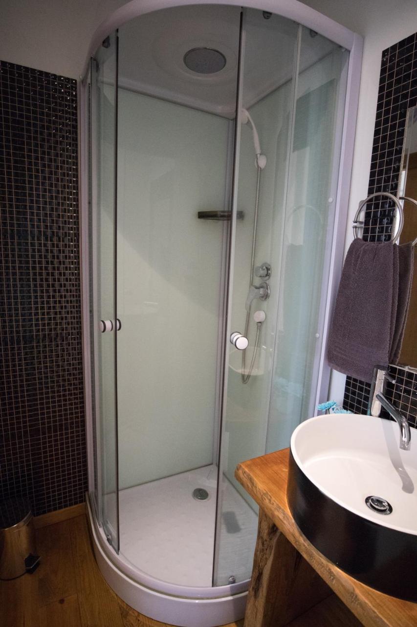 Modern & Recycled Machico (Madeira)