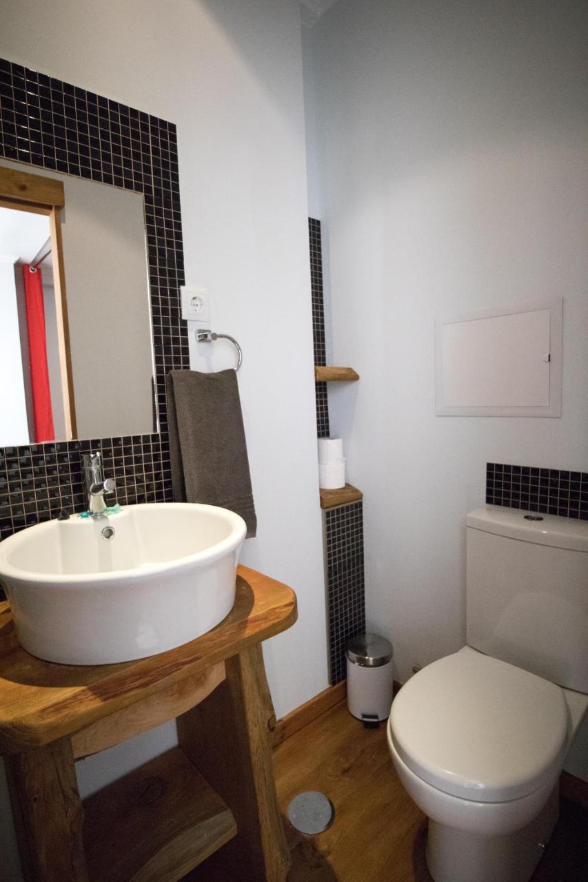Modern & Recycled Albergue Machico (Madeira)