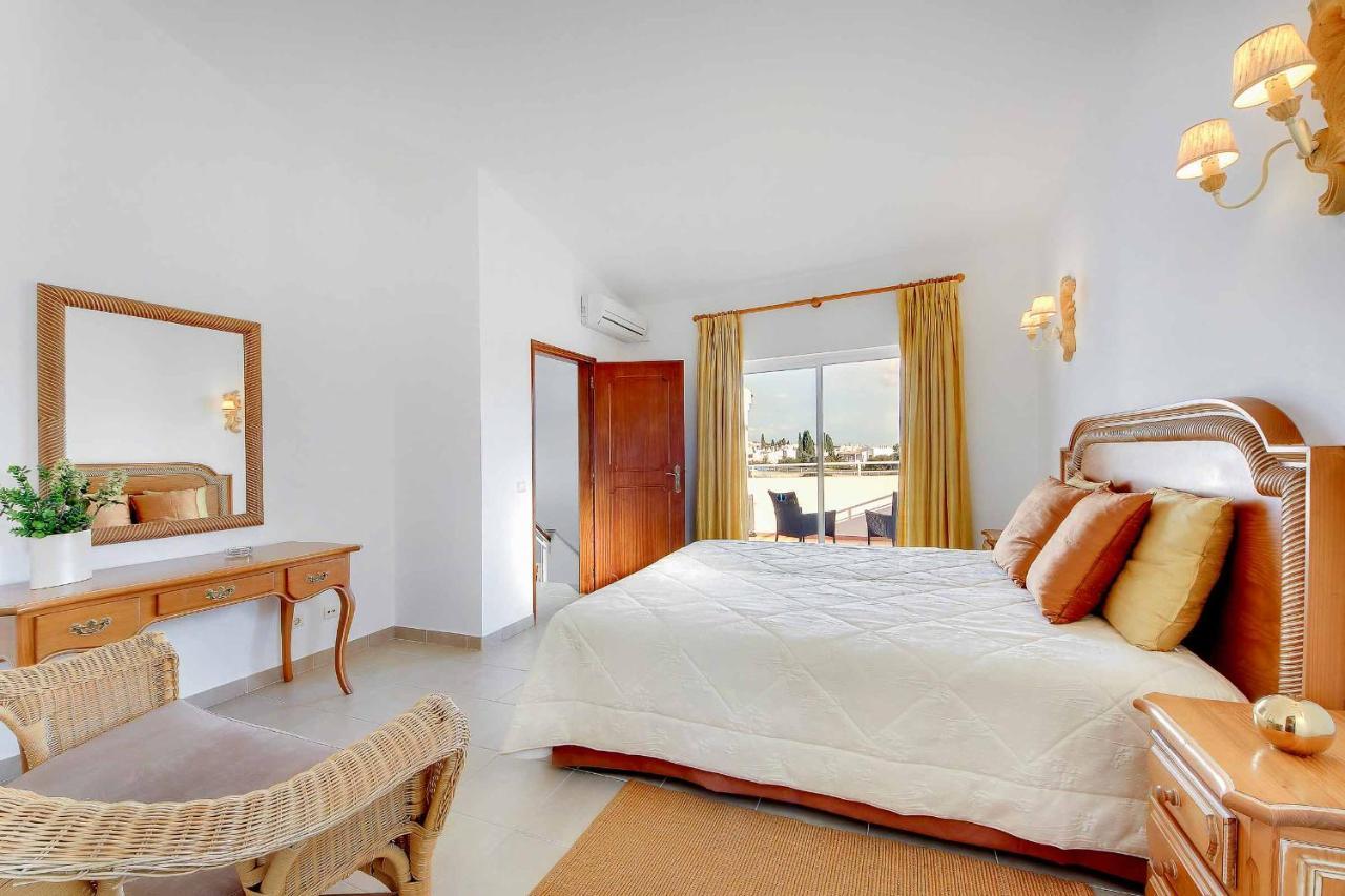 Ceylon Villa *