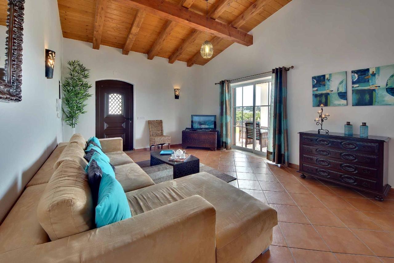 Villa Monte De Madrinha *